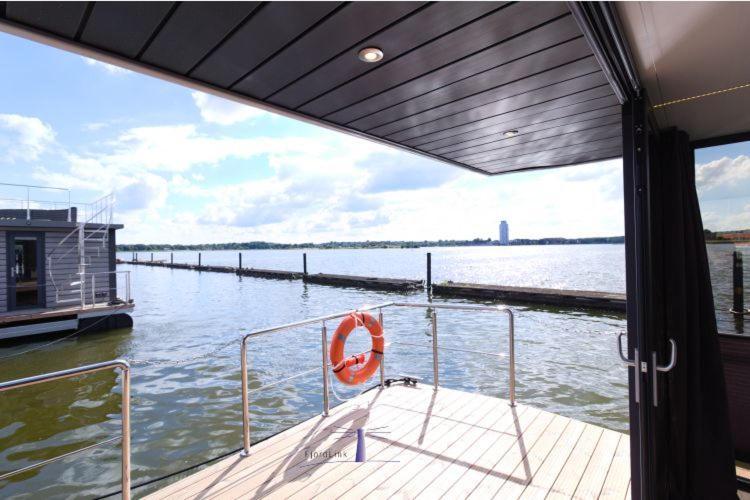 Hausboot Fjord Aries Mit Dachterrasse In Schleswig Otel Dış mekan fotoğraf